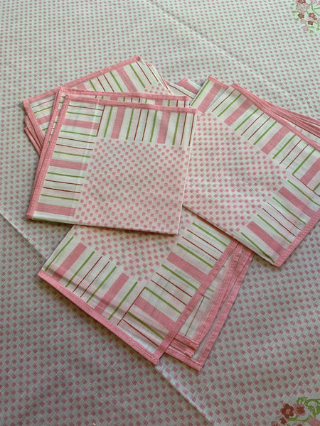 AdonisUSA 70"  Pink Round Tablecloth Printed, Round Tablecloth -1 pc +39" Square Overlay+6 Napkins Set- Vintage from 80's (Pink)
