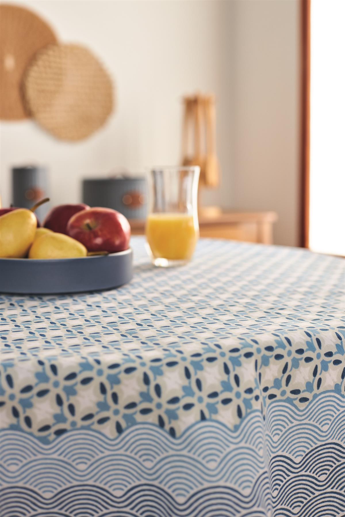 AdonisUSA White and Blue Printed Tablecloth with Geometric and Wave Pattern Bold Border ,Rectangle Tablecloth (55x87 Rectangle)