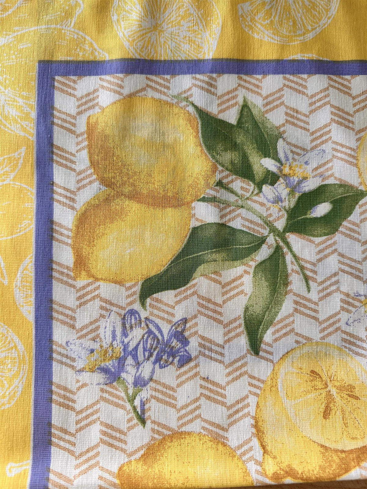 Square Table Topper with Citrus-Oranges and Lemon print. 40"x40" Square